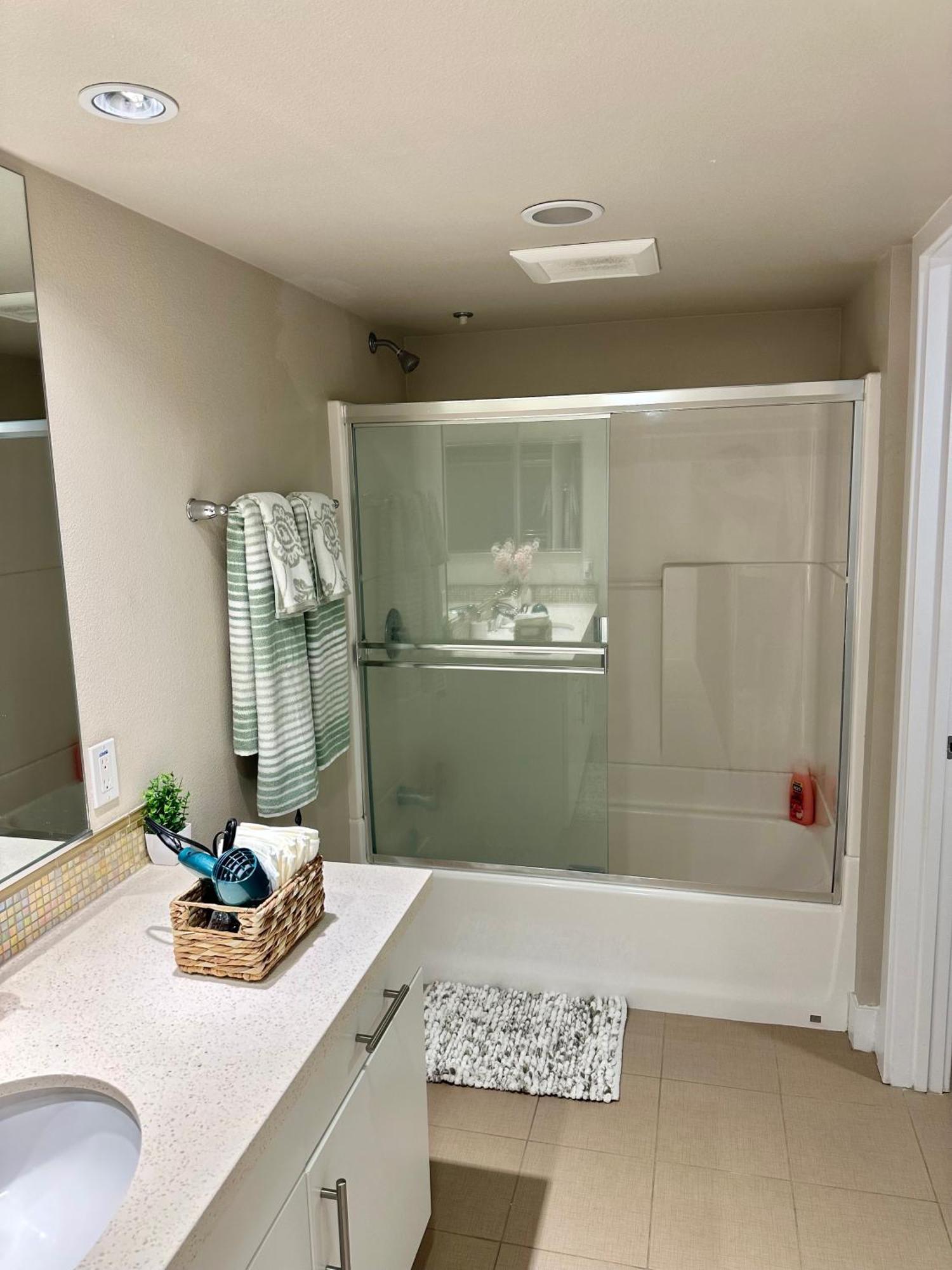 Cozy Oceanfront Peaceful In Marina Del Rey Apartment