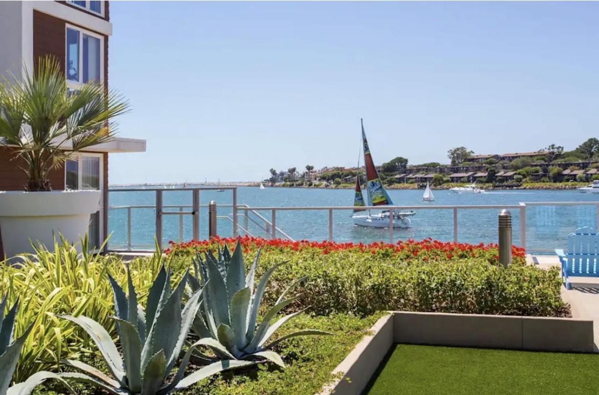 Cozy Oceanfront Peaceful In Marina Del Rey Apartment