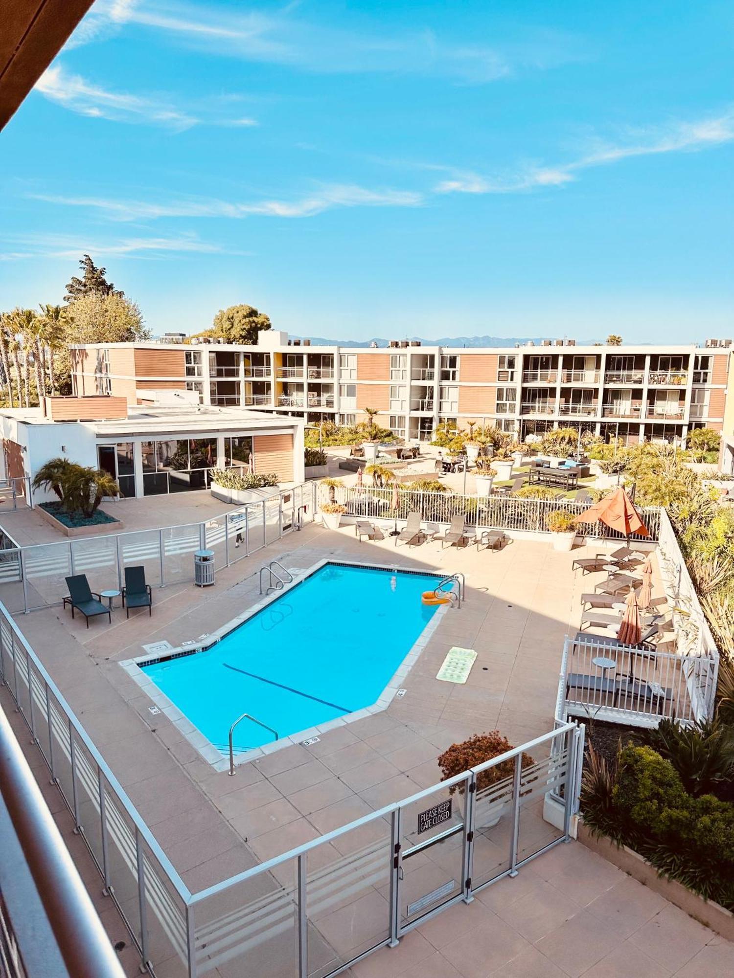 Cozy Oceanfront Peaceful In Marina Del Rey Apartment *